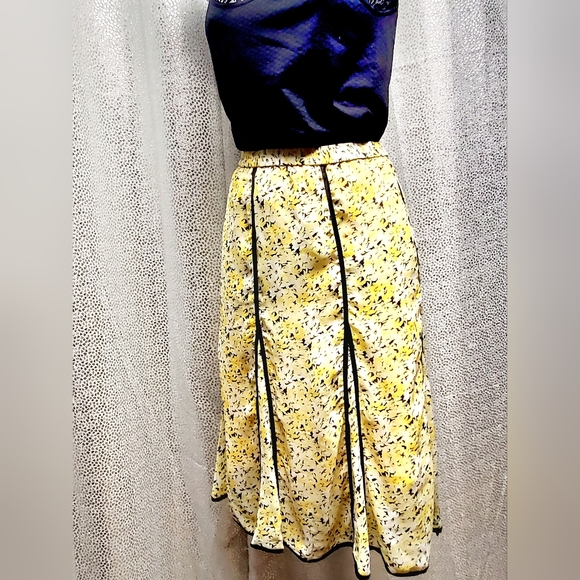 Spring Yellow Fit and Flare Skirt by Louis Dell' Olio - Picture 12 of 12